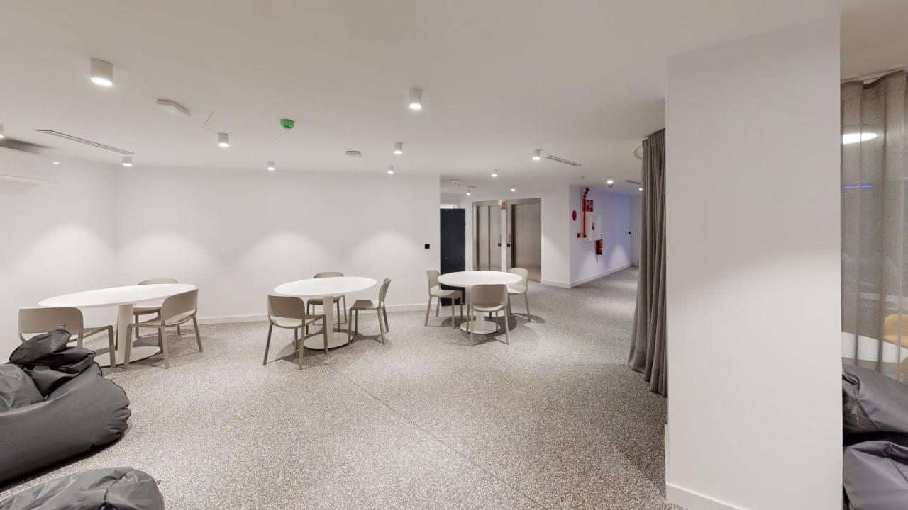 Residencia Universitaria Resa Malaga Centro Eksteriør bilde