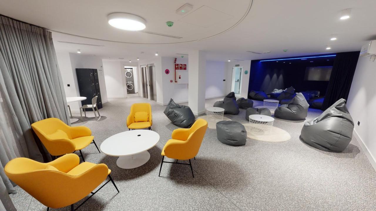Residencia Universitaria Resa Malaga Centro Eksteriør bilde