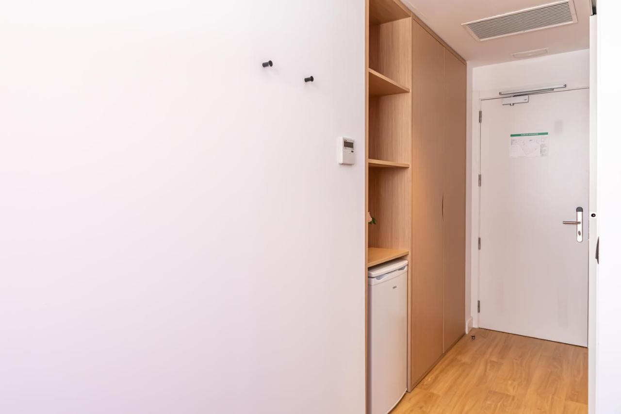 Residencia Universitaria Resa Malaga Centro Eksteriør bilde